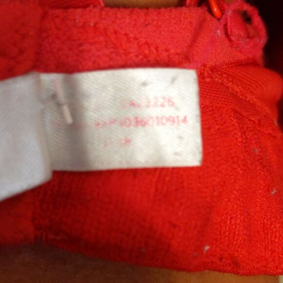 PINK by Victoria's Secret red "Your Everywhere Push Up" bra, size  36DD/38D - Picture 8 of 9